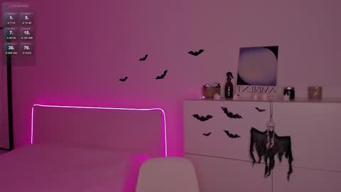 Kat online show from 10.31.25