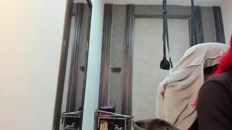 Snapshot of _selene_red chatting on 05.15.26 Selene online show from 05.15.26