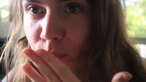 Lia online show from 01.24.25