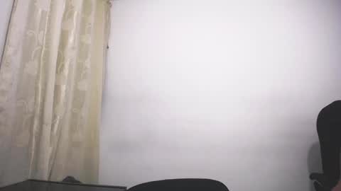 Juan Pablo-independent model online show from 02.23.25