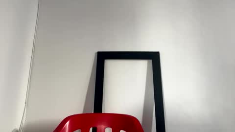 Juan Pablo-independent model online show from 11.03.25