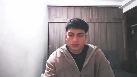 Juan Pablo-independent model online show from 03.23.26