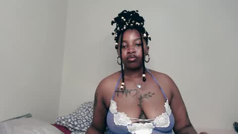 Snapshot of _sexysquirter chatting on 11.12.25 _sexysquirter online show from 11.12.25