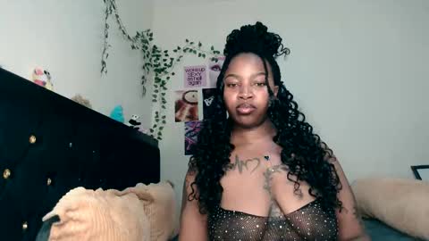 Snapshot of _sexysquirter chatting on 05.27.26 _sexysquirter online show from 05.27.26