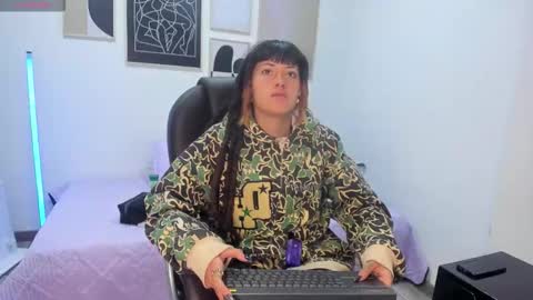 _sharlotte777 online show from 11.22.25