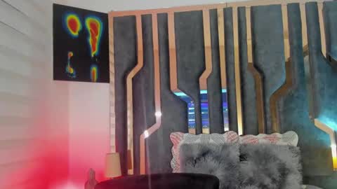 _silvia_vega_ online show from 12.16.24