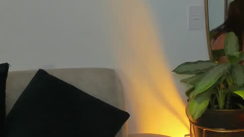 _silvia_vega_ online show from 09.17.25