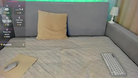 _smetanka_ online show from 02.08.25