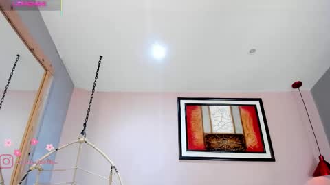    640  200   online show from 01.18.26