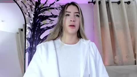    640  200   online show from 02.01.26