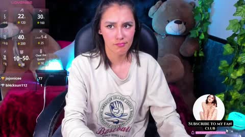 Sophie  online show from 02.04.25