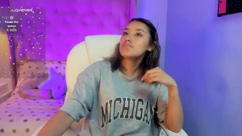 Sophie  online show from 02.13.26