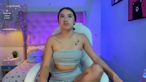 Sophie  online show from 02.23.26