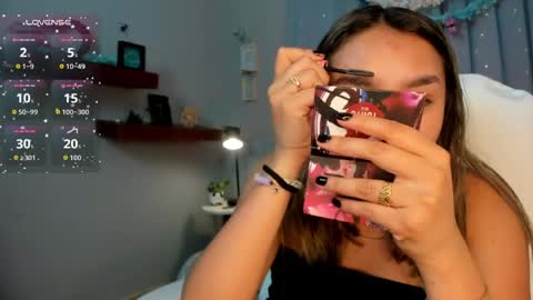 Snapshot of _sophie__miller chatting on 05.23.26 Sophie online show from 05.23.26