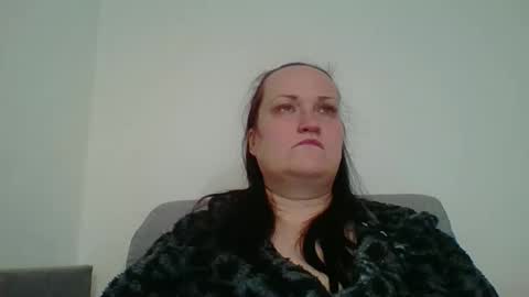 Snapshot of _squirty_pussyyy_ chatting on 10.17.25 Melisa online show from 10.17.25