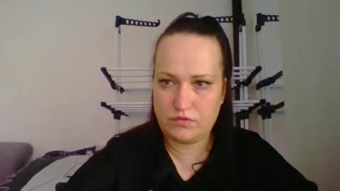 Snapshot of _squirty_pussyyy_ chatting on 11.07.25 Melisa online show from 11.07.25