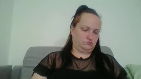 Snapshot of _squirty_pussyyy_ chatting on 11.13.25 Melisa online show from 11.13.25