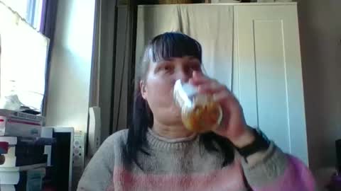 Snapshot of _squirty_pussyyy_ chatting on 03.18.26 Melisa online show from 03.18.26
