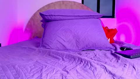 susy online show from 11.14.25