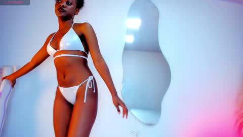 Snapshot of _storm_01 chatting on 11.19.25 _storm_01 online show from 11.19.25