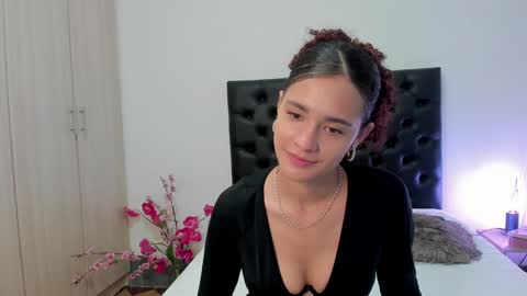 Sussi online show from 01.28.25