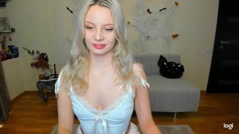Snapshot of _sweet_addiction_ chatting on 11.12.25 Marie online show from 11.12.25