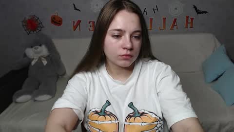 Lana online show from 10.28.25