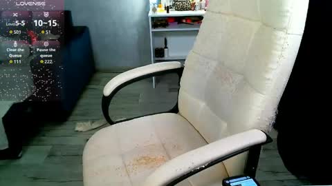 Snapshot of _sweet_ruby_ chatting on 05.24.26 Milana welcome to my world online show from 05.24.26