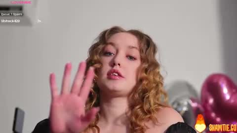 Snapshot of _taylor_swift chatting on 08.08.26 Taylor online show from 08.08.26