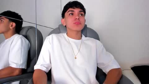 Snapshot of _taylorblack chatting on 03.03.26 _taylorblack online show from 03.03.26