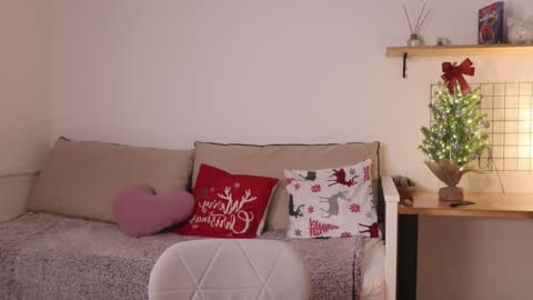 Annie online show from 01.11.25