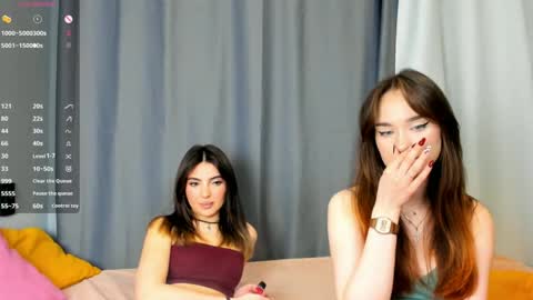 Snapshot of _teona_ann_for_you_ chatting on 12.30.24 Teona and Annred hair online show from 12.30.24