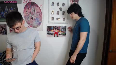 Snapshot of _the_neighbors chatting on 12.26.24 Scot y Patrick online show from 12.26.24