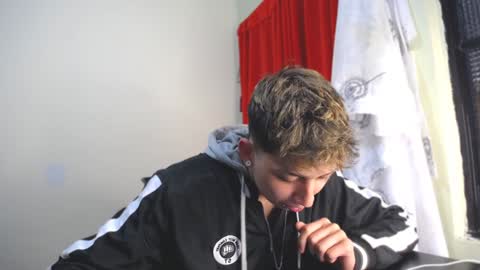 Thomas online show from 01.12.25