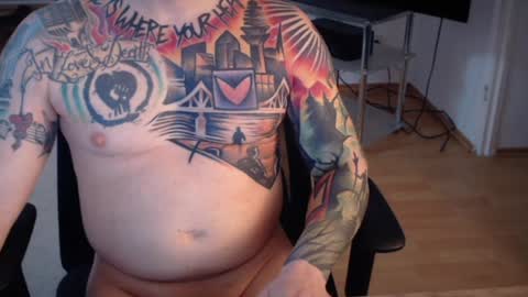 Snapshot of _trythis_ chatting on 12.14.24 _trythis_ online show from 12.14.24