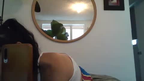 Snapshot of _tutti_frutti_ chatting on 05.24.26 _tutti_frutti_ online show from 05.24.26