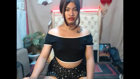 Snapshot of _urmorena_ chatting on 10.06.25 _urmorena_ online show from 10.06.25