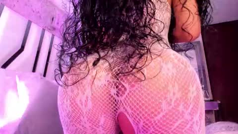 Snapshot of _valeria___ chatting on 02.21.26 valeria jade online show from 02.21.26