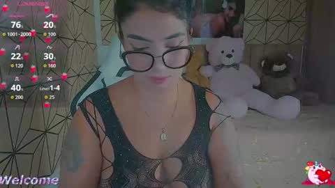 vane online show from 10.15.25