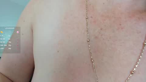 Snapshot of _victoria_collins chatting on 01.28.25 Sol online show from 01.28.25