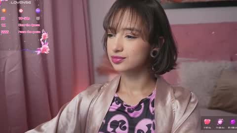 VICTORIA online show from 02.25.25