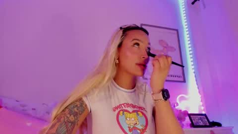   online show from 03.11.25