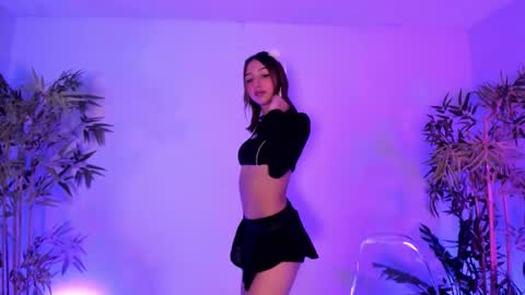 Evelyn online show from 12.18.25