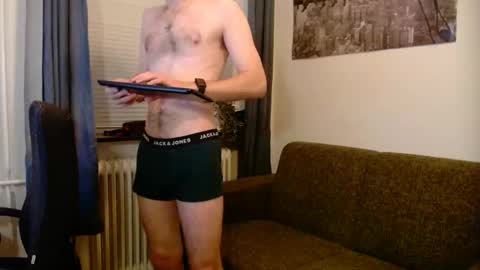 _whoisthatguy_ online show from 10.31.25