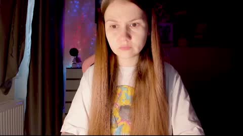 Snapshot of _witch__ chatting on 01.07.25 Enni online show from 01.07.25
