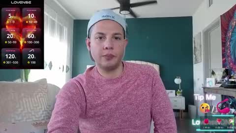 Snapshot of _xsebxx chatting on 11.20.25 Sebastian online show from 11.20.25