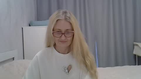 _xsharonx_ online show from 02.01.25