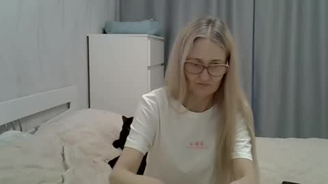 _xsharonx_ online show from 02.09.25