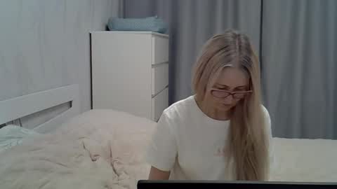 _xsharonx_ online show from 02.09.25