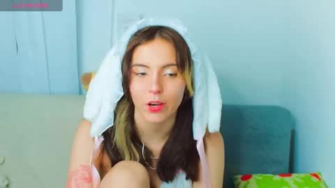 _yourcherrybomb online show from 01.22.25